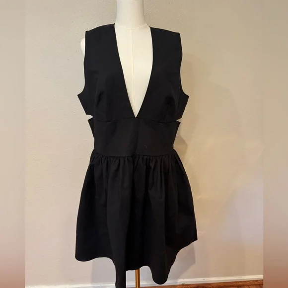 Banana Republic Elegant Black Sleeveless Cutout Dress - Picture 1 of 10